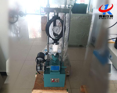 電動石灰土無側限壓力儀