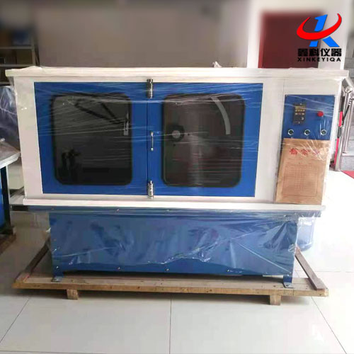 DQ-4型自動巖石鋸石機(jī)